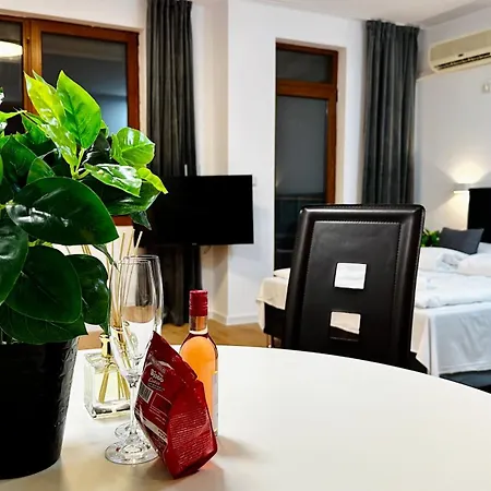 Garden Of Eden Modern - Apartello,com Свети-Влас